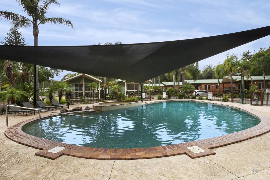 Seven Mile Beach Holiday Park Gerroa Exterior photo